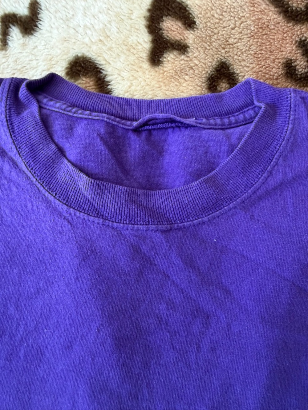 RARE / Vintage - Trader Joe's Purple T-Shirt Hibiscus Design - Lrg? - Picture 6 of 6